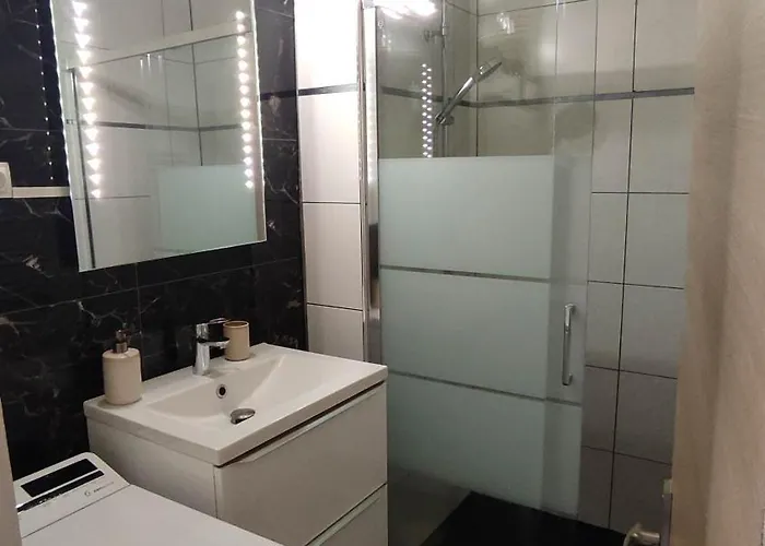 Appartamento Set' En Couleurs